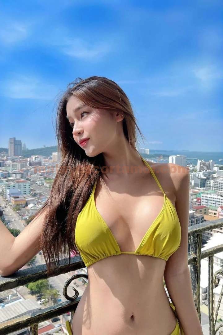 Gallery Slide