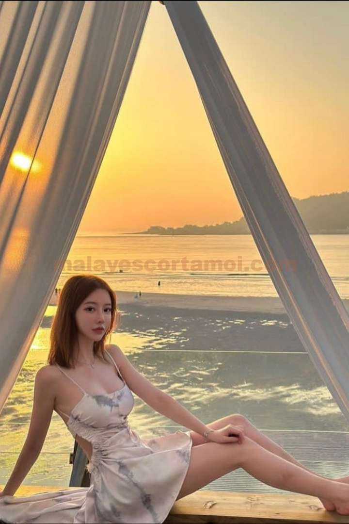 Gallery Slide