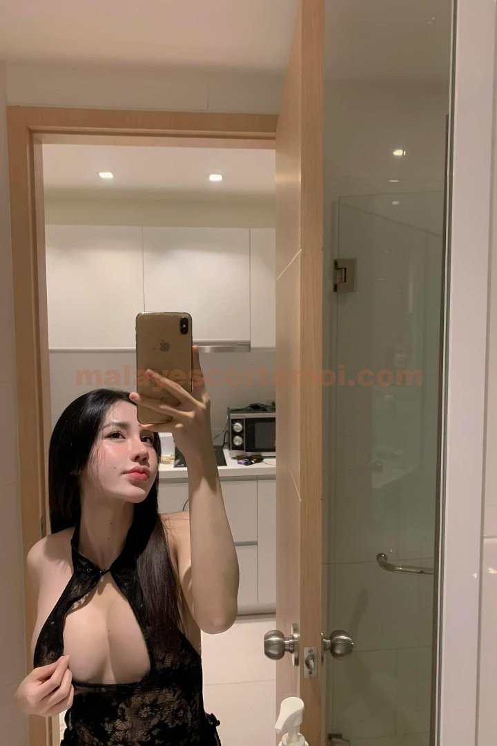 Gallery Slide
