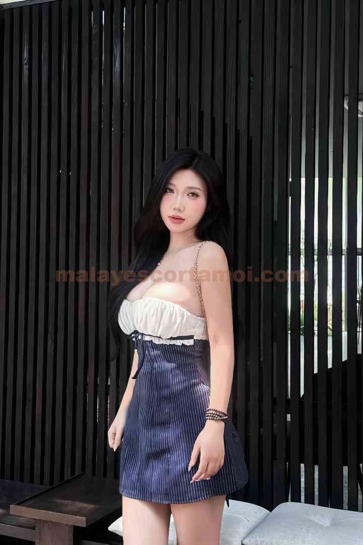 Gallery Slide